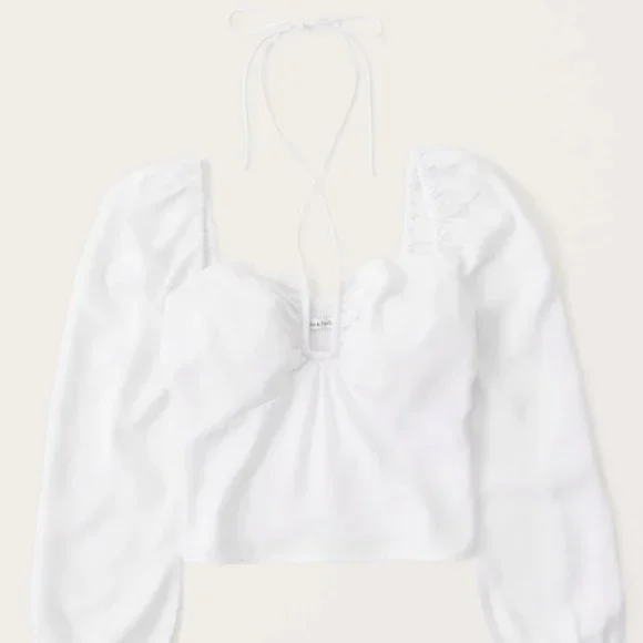 NEW WITH TAGS A+F Trendy White Blouse - Perfect for Summer! - Picture 5 of 5
